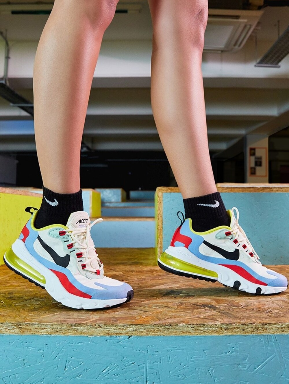 Nike Air Max 270 React Bauhaus Lifestyle Trainer Multi AT6174-002 Womens 7